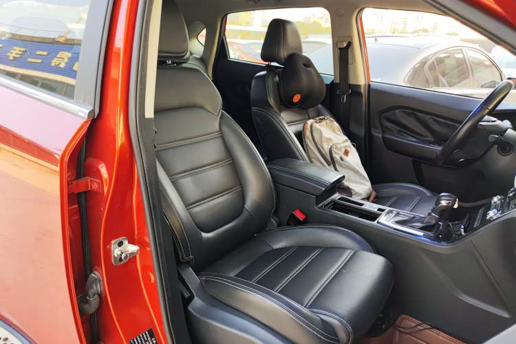 Used MG GS 2017 20T Automatic Prestige Edition Right Front Seat