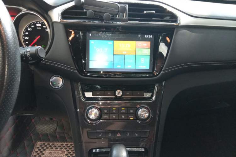 Used MG GS 2017 20T Automatic Prestige Edition Audio And AC Panel