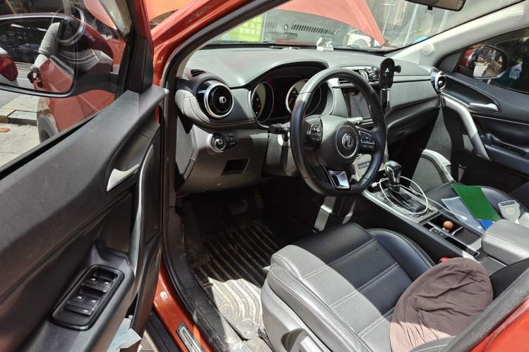 Used MG GS 2017 20T Automatic Luxury Edition Driver Seat