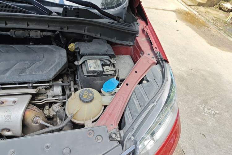 Used MG GS 2017 30T Automatic Prestige Edition Engine Bay Left