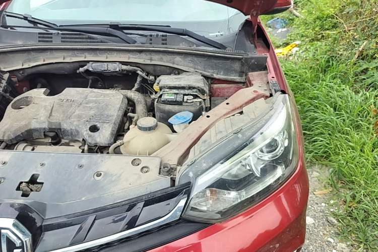 Used MG GS 2017 20T Manual Luxury Edition Engine Bay Left