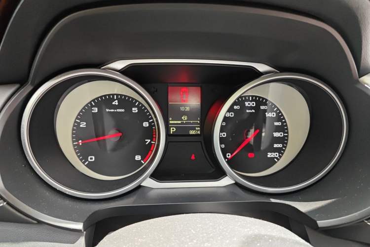 Used MG GS 2017 30T Automatic Prestige Edition Instrument Cluster