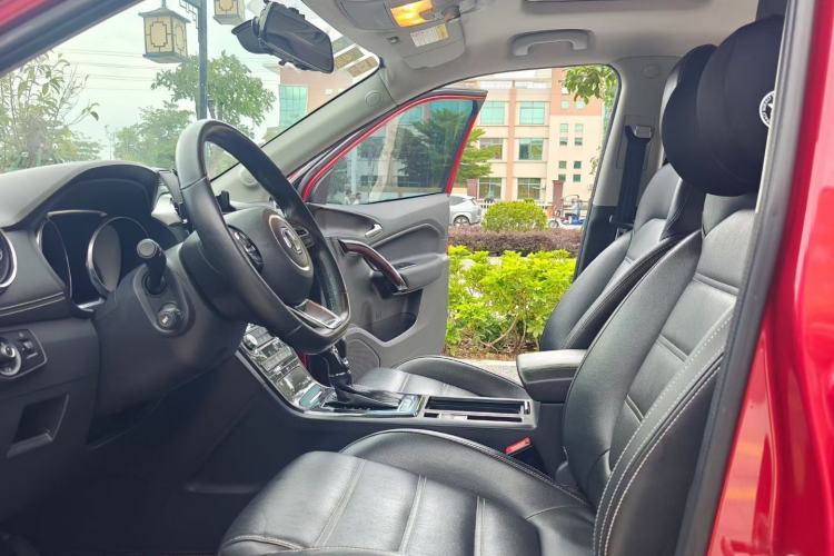 Used MG GS 2017 30T Automatic Prestige Edition Interior 6