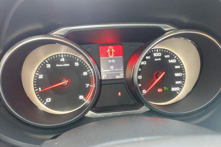 Used MG GS 2017 30T Automatic Prestige Edition Odometer Close Up