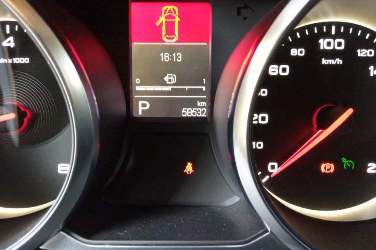 Used MG GS 2017 20T Automatic Prestige Edition Odometer Close Up