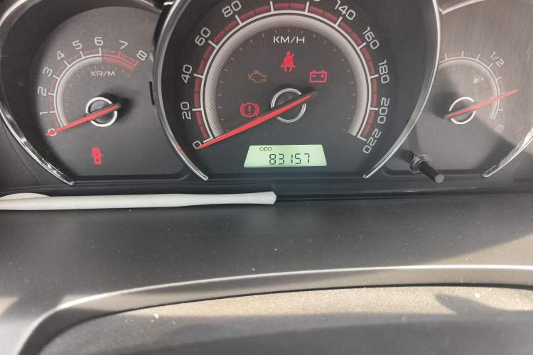 Used MG GS 2017 20T Manual Luxury Edition Odometer Close Up