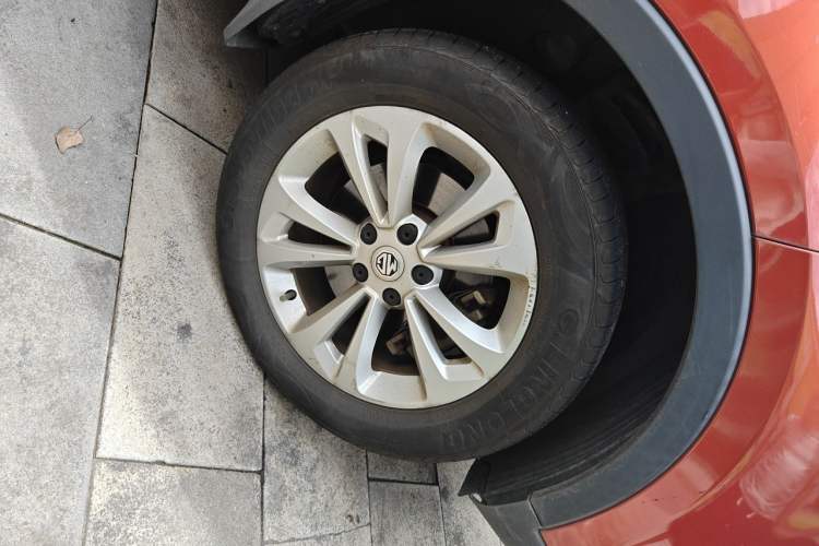 Used MG GS 2017 20T Automatic Luxury Edition Right Front Wheel Hub