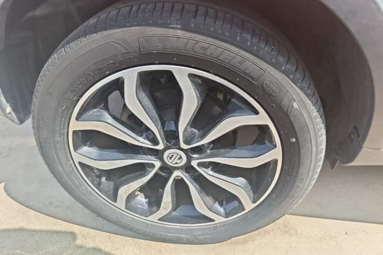Used MG GS 2017 20T Automatic Prestige Edition Right Rear Wheel Hub