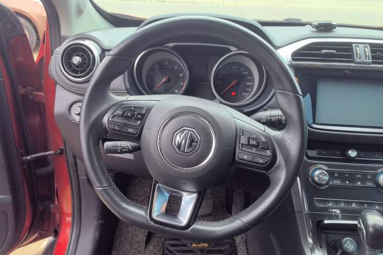 Used MG GS 2017 20T Automatic Prestige Edition Steering Wheel