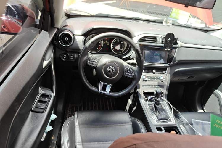 Used MG GS 2017 20T Automatic Luxury Edition Steering Wheel