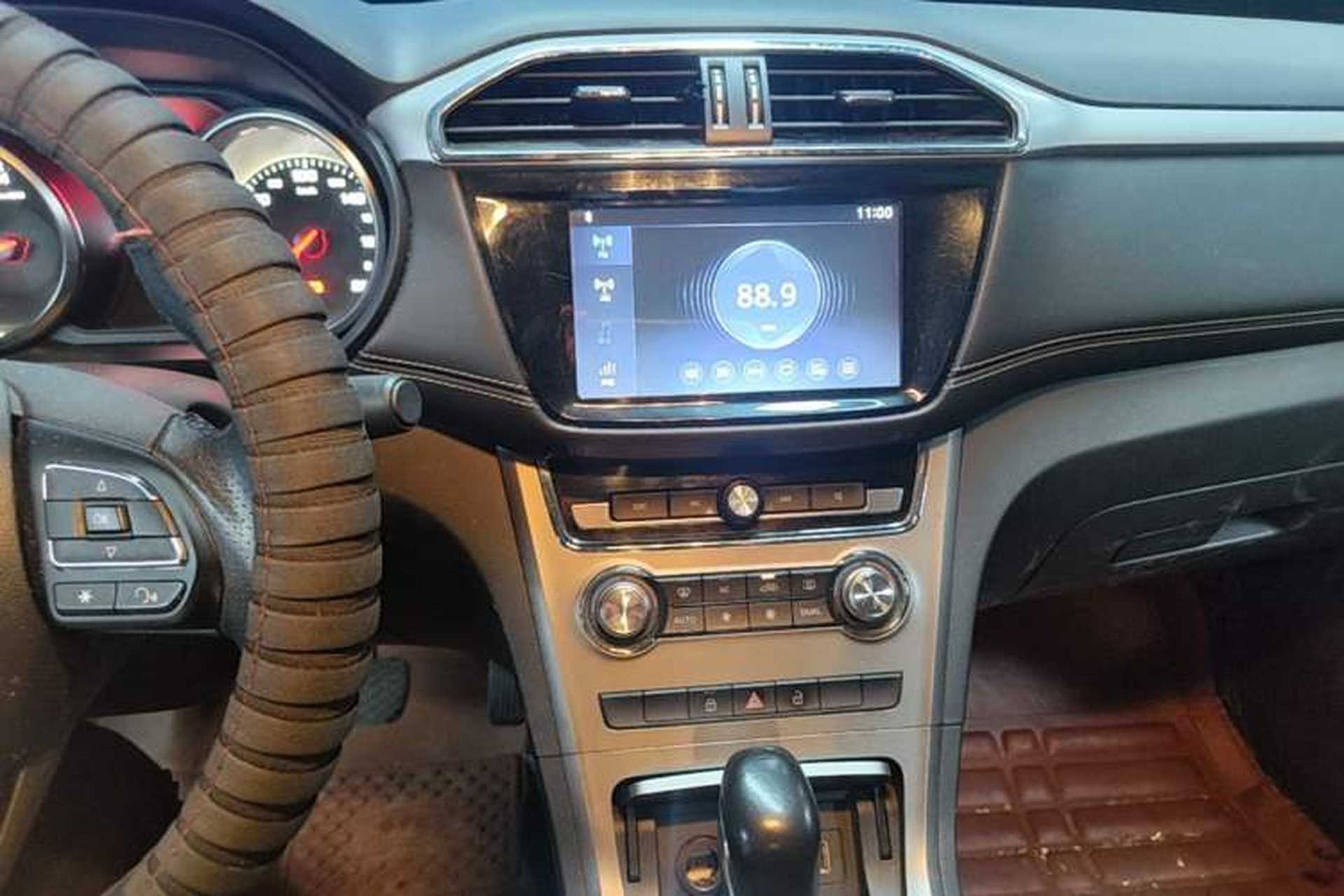 Used MG GS 2017 20T Automatic Luxury Edition Audio And AC Panel