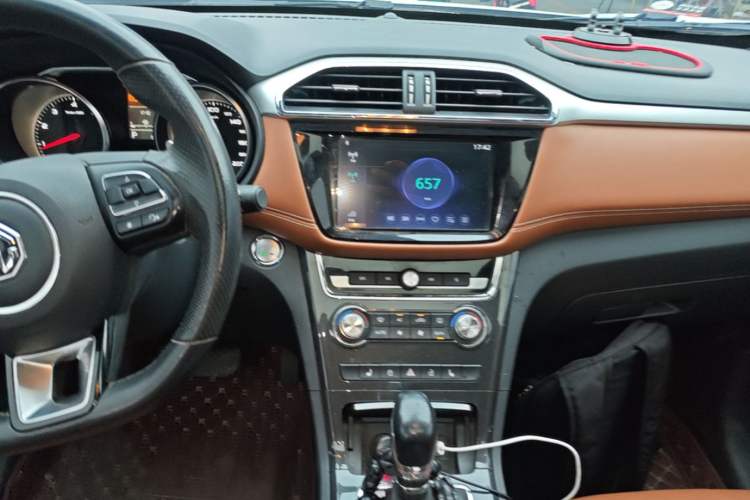 Used MG GS 2017 30T Automatic All-Wheel-Drive Flagship Edition Audio And AC Panel