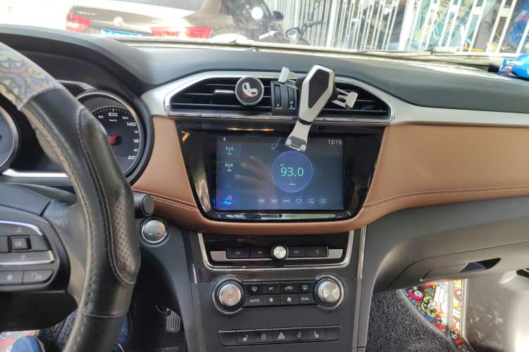 Used MG GS 2017 20T Automatic Prestige Edition Audio And AC Panel