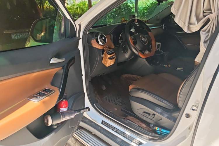 Used MG GS 2017 20T Manual Luxury Edition Driver Seat