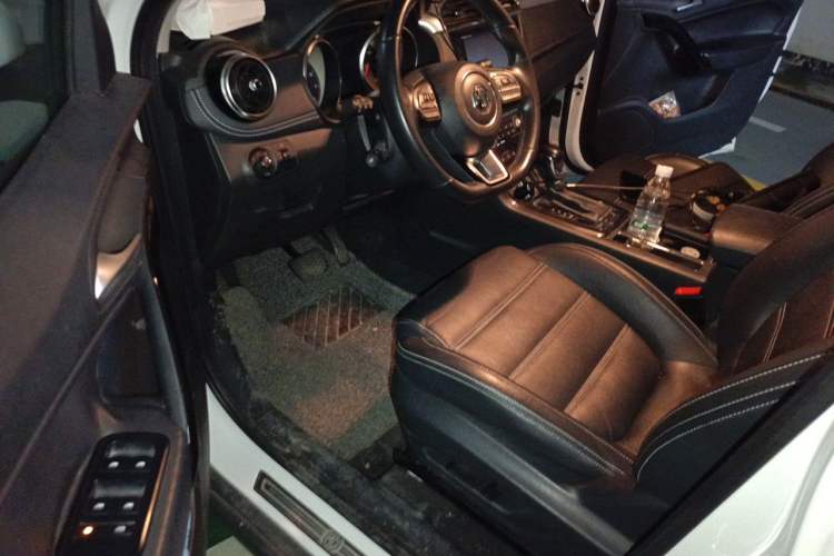 Used MG GS 2017 20T Automatic Prestige Edition Driver Seat