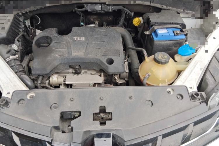 Used MG GS 2017 20T Manual Luxury Edition Engine Bay