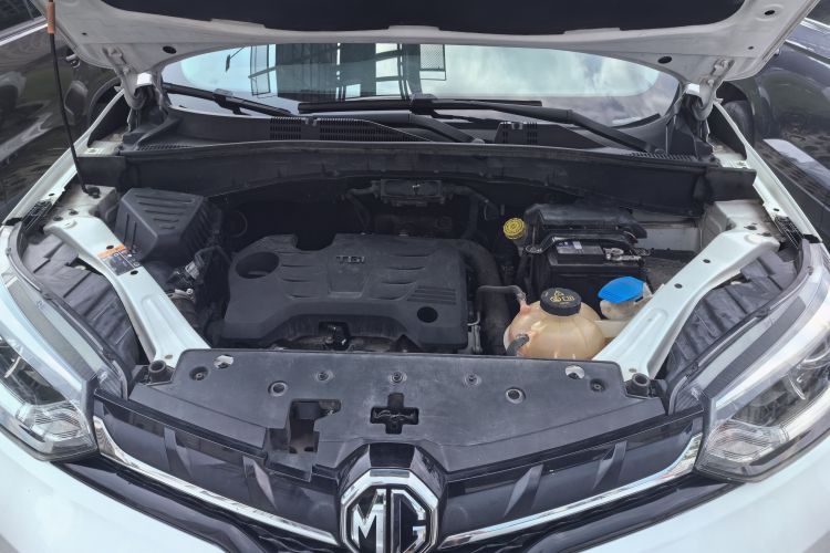 Used MG GS 2017 20T Automatic Prestige Edition Engine Bay