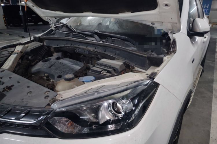 Used MG GS 2017 20T Manual Luxury Edition Engine Bay Left