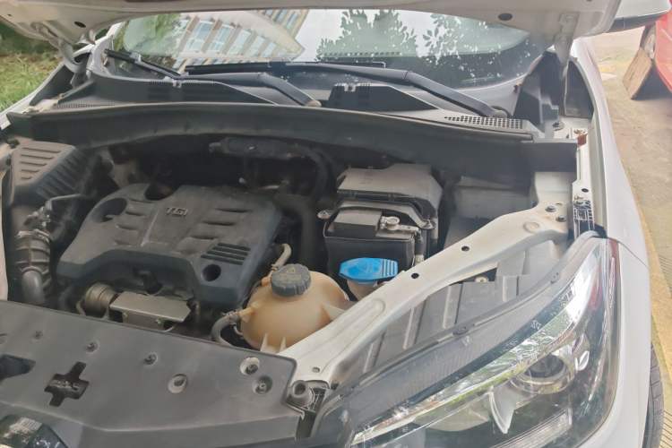 Used MG GS 2017 20T Manual Luxury Edition Engine Bay Left