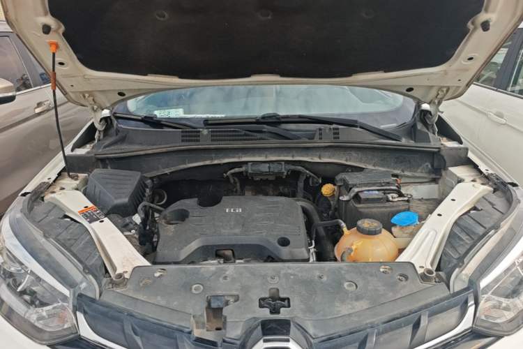 Used MG GS 2017 20T Automatic Prestige Edition Engine Bay