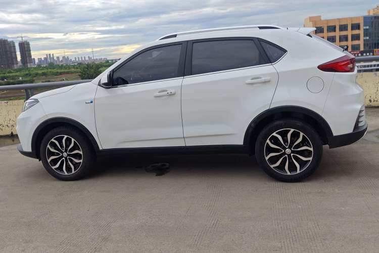 Used MG GS 2017 20T Automatic Prestige Edition Exterior 3