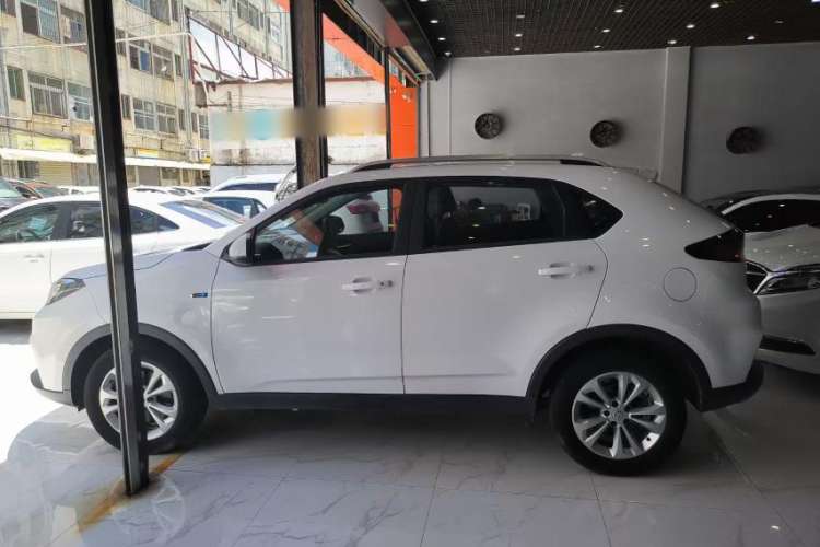 Used MG GS 2017 20T Manual Luxury Edition Exterior 3