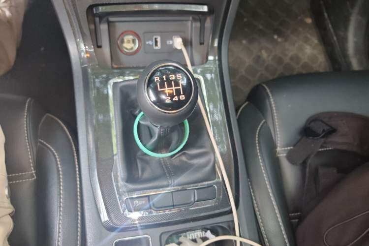 Used MG GS 2017 20T Manual Luxury Edition Gear Lever