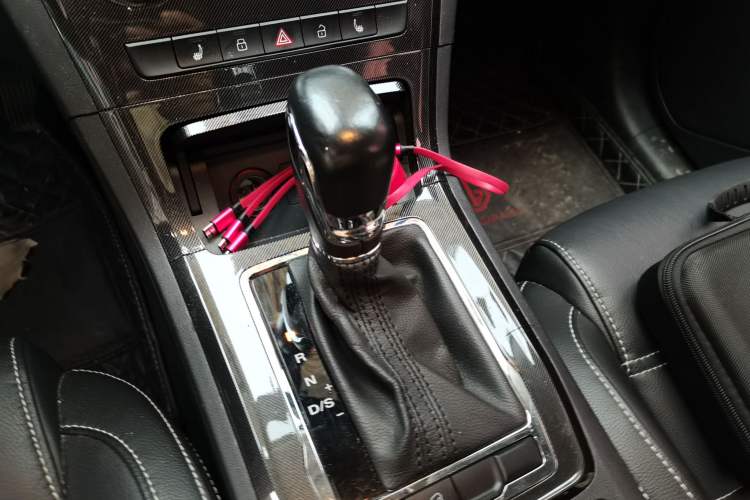 Used MG GS 2017 20T Automatic Prestige Edition Gear Lever