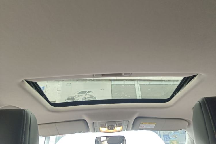 Used MG GS 2017 20T Automatic Luxury Edition Headliner