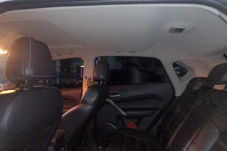 Used MG GS 2017 20T Automatic Luxury Edition Headliner