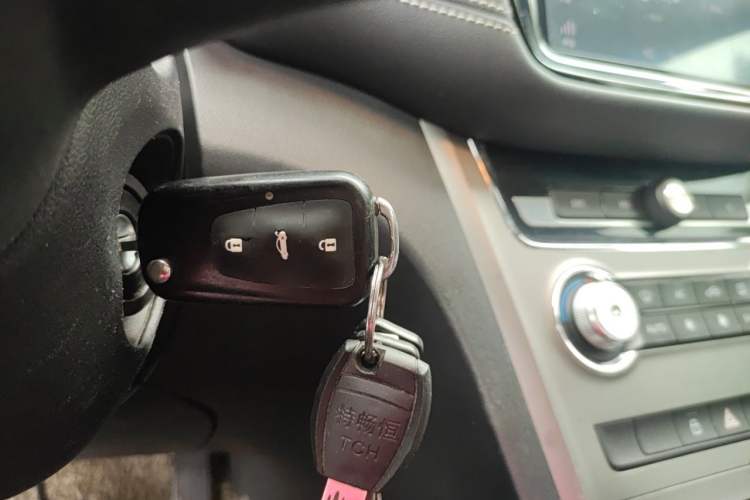 Used MG GS 2017 20T Automatic Luxury Edition Interior 1