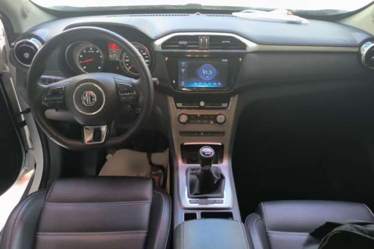 Used MG GS 2017 20T Manual Luxury Edition Interior 1