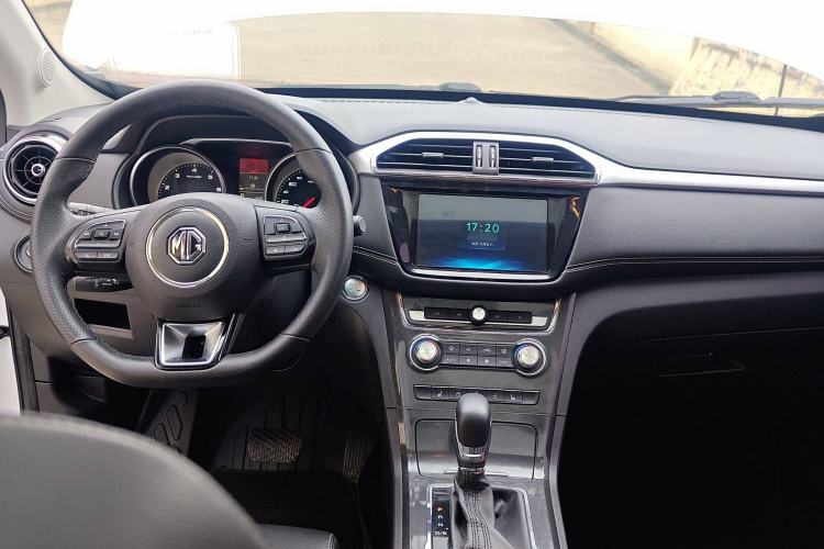Used MG GS 2017 20T Automatic Prestige Edition Interior 2