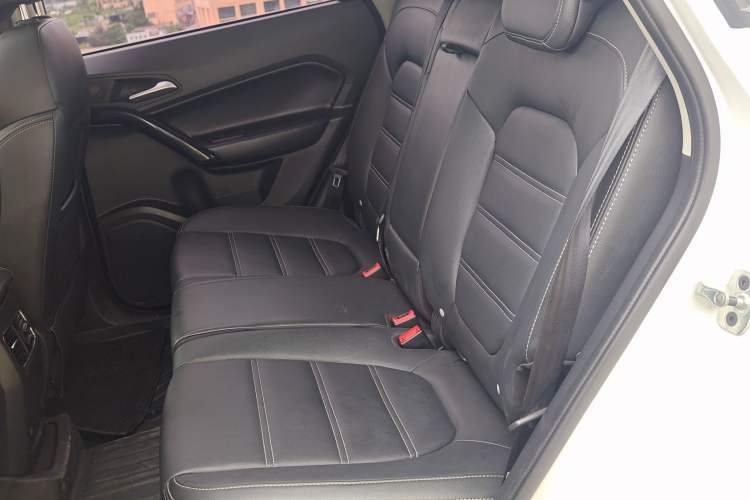 Used MG GS 2017 20T Automatic Prestige Edition Interior 4
