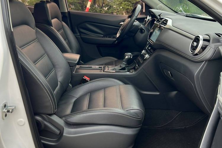 Used MG GS 2017 20T Automatic Prestige Edition Interior 4