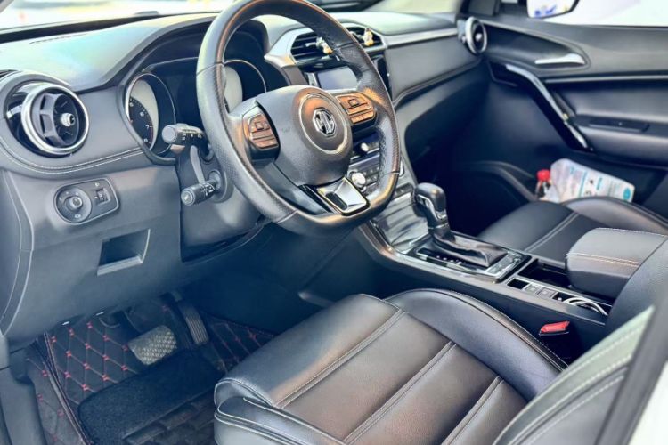 Used MG GS 2017 20T Automatic Prestige Internet Edition Interior 4