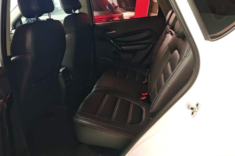 Used MG GS 2017 20T Automatic Prestige Edition Interior 4