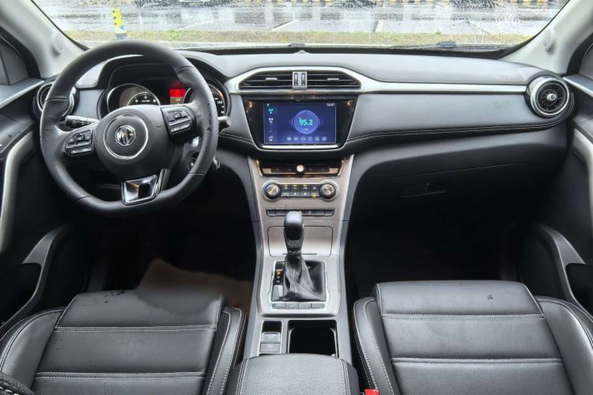 Used MG GS 2017 20T Automatic Luxury Edition Interior 4
