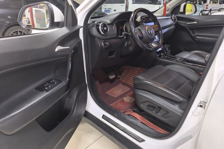Used MG GS 2017 20T Automatic Prestige Edition Interior 4