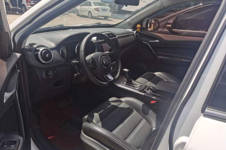 Used MG GS 2017 20T Automatic Prestige Edition Interior 5