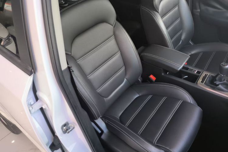 Used MG GS 2017 20T Manual Luxury Edition Interior 6