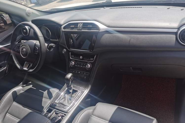 Used MG GS 2017 20T Automatic Prestige Edition Interior 7