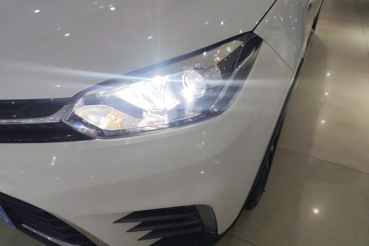 Used MG GS 2017 20T Automatic Prestige Edition Left Front Headlight