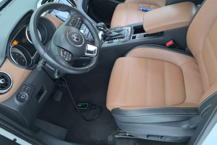 Used MG GS 2017 20T Automatic Prestige Edition Left Front Seat