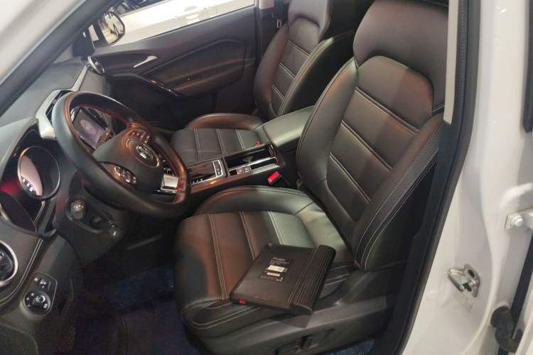 Used MG GS 2017 20T Automatic Prestige Edition Left Front Seat