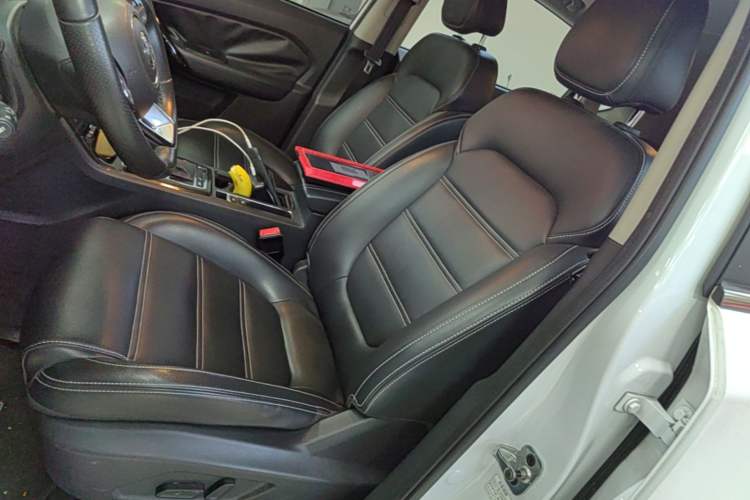 Used MG GS 2017 20T Automatic Prestige Edition Left Front Seat
