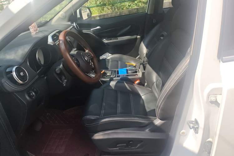 Used MG GS 2017 20T Automatic Prestige Edition Left Front Seat