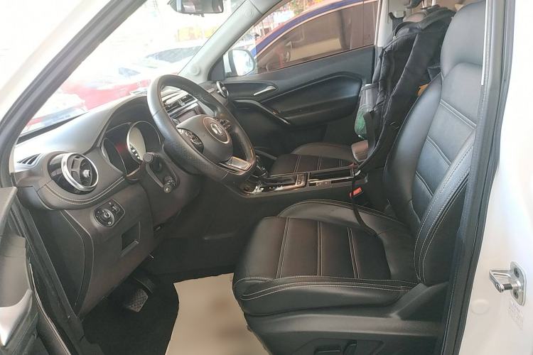 Used MG GS 2017 20T Automatic Prestige Edition Left Front Seat