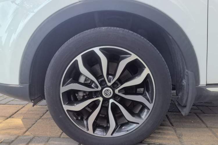 Used MG GS 2017 20T Automatic Prestige Edition Left Front Wheel Hub