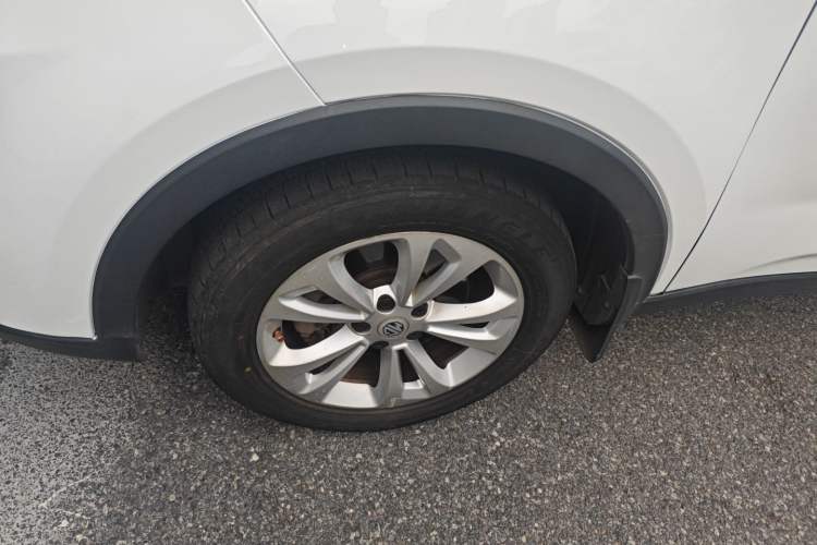 Used MG GS 2017 20T Automatic Luxury Edition Left Front Wheel Hub